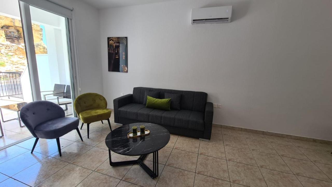 Laertis Apartments - By Imh Travel & Tours Paphos 外观 照片