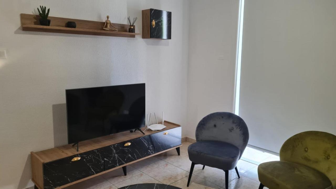 Laertis Apartments - By Imh Travel & Tours Paphos 外观 照片