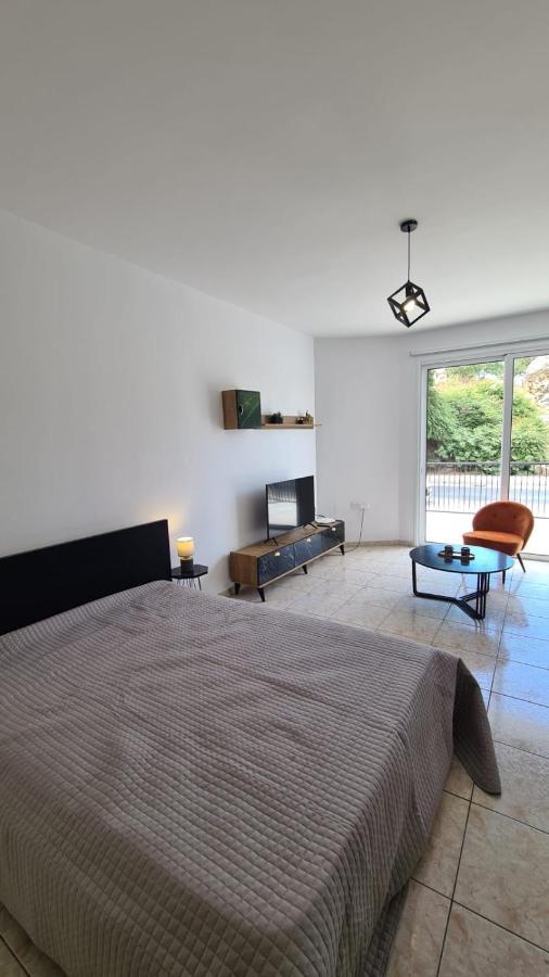 Laertis Apartments - By Imh Travel & Tours Paphos 外观 照片