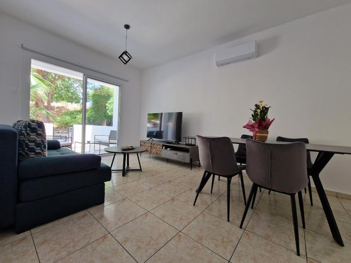 Laertis Apartments - By Imh Travel & Tours Paphos 外观 照片
